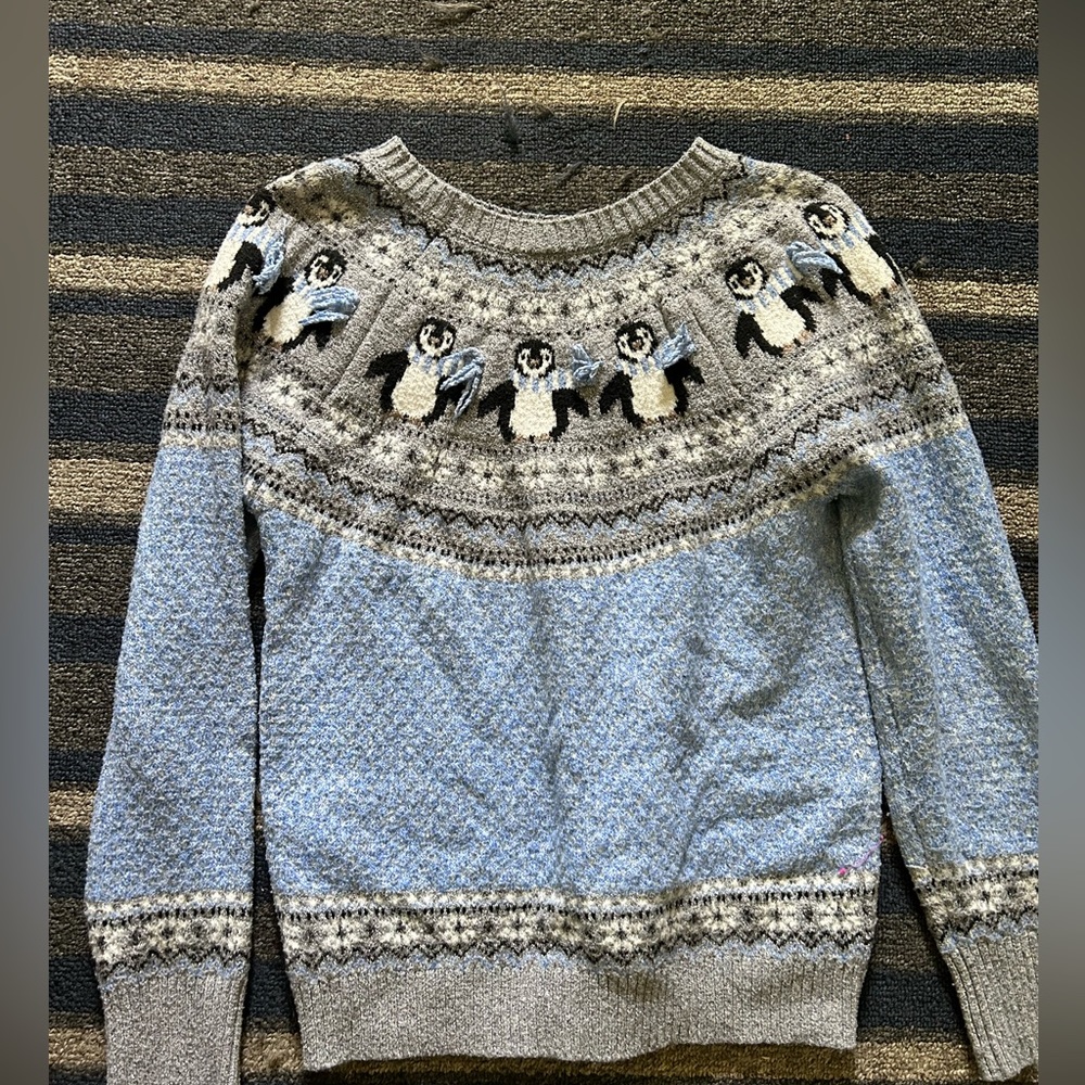 Penguin sweater